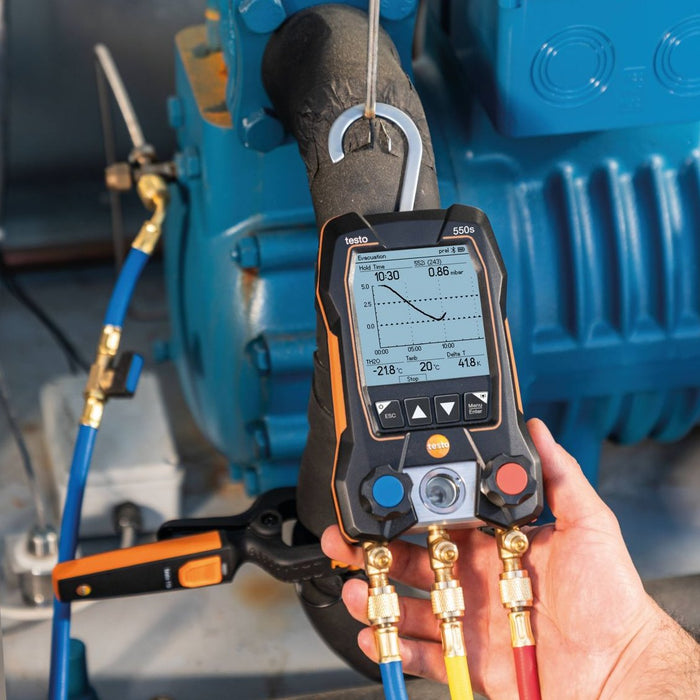 Testo 550s Smart Digital Manifold with Wireless Vacuum Probe, Temperature Probes, and 3 Hoses