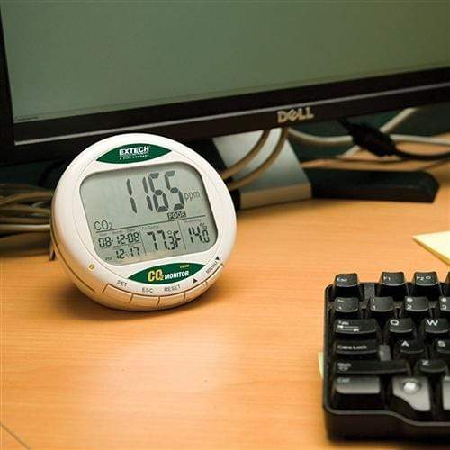 Extech CO210: Desktop Indoor Air Quality CO2 Monitor/Datalogger - anaum.sa